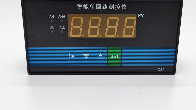 高低温交变试验箱：揭秘其核心参数与选型要点**